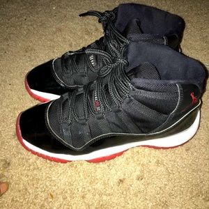 Jordan retro bred 11